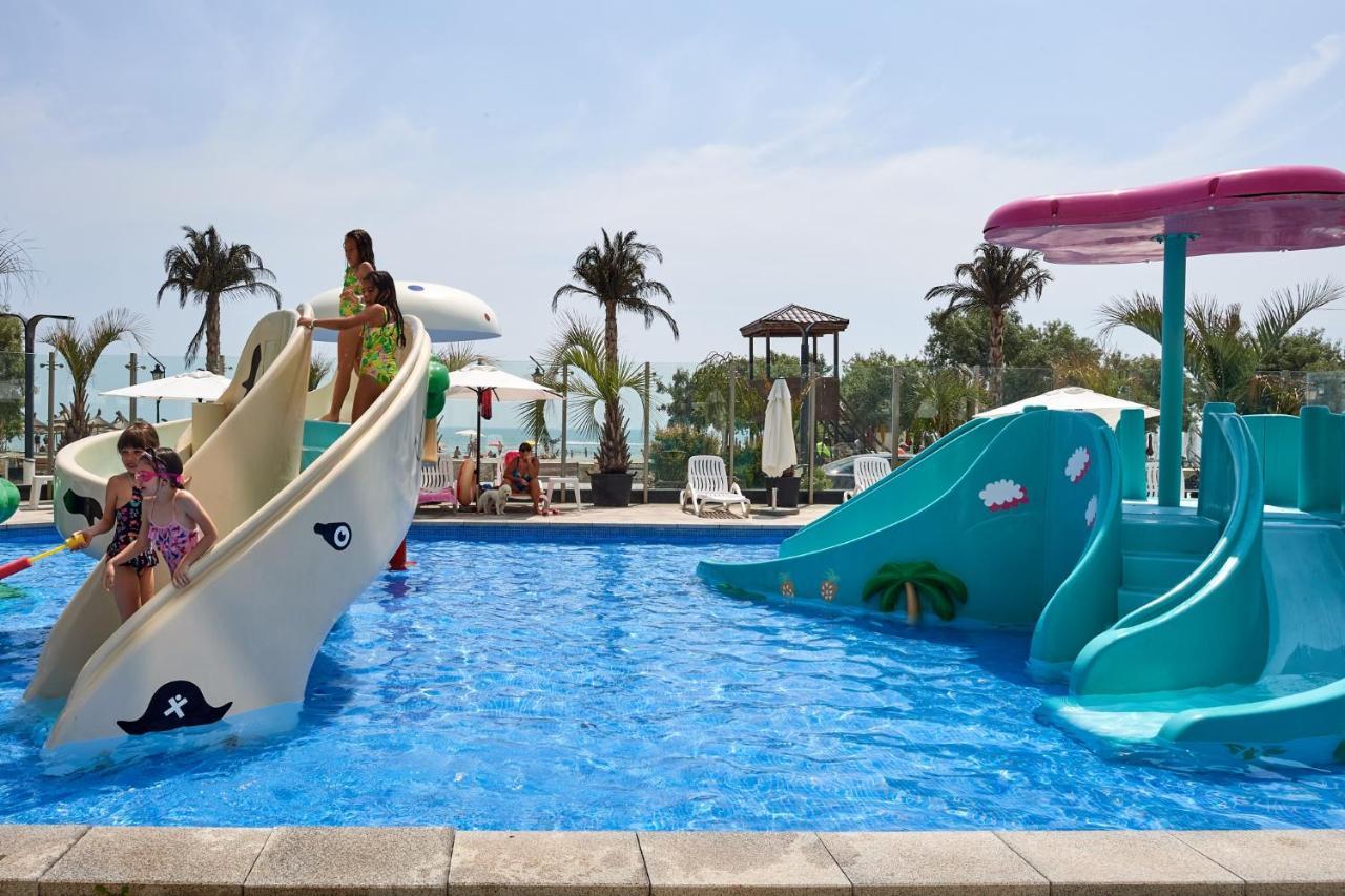 Dava Aparthotel Pool & Spa Mamaia Nord Năvodari Exterior foto